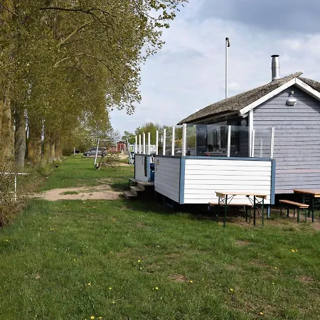 بيت للعطل Am In Mit Terrasse Boiensdorf